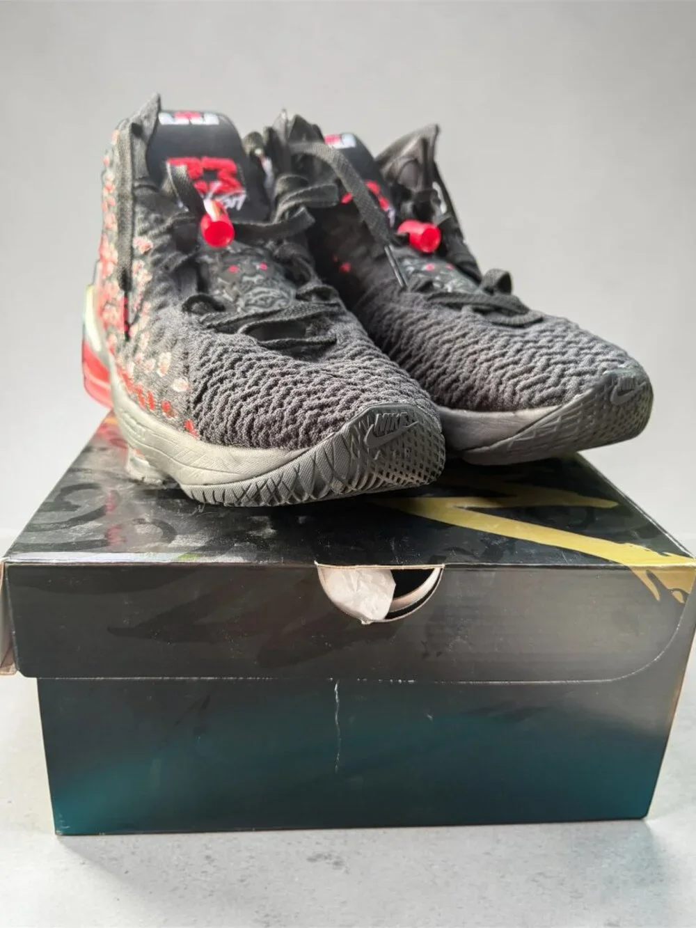 Nike LeBron 17 GS Black Red Basketball Shoes Youth 7Y BQ5594-006